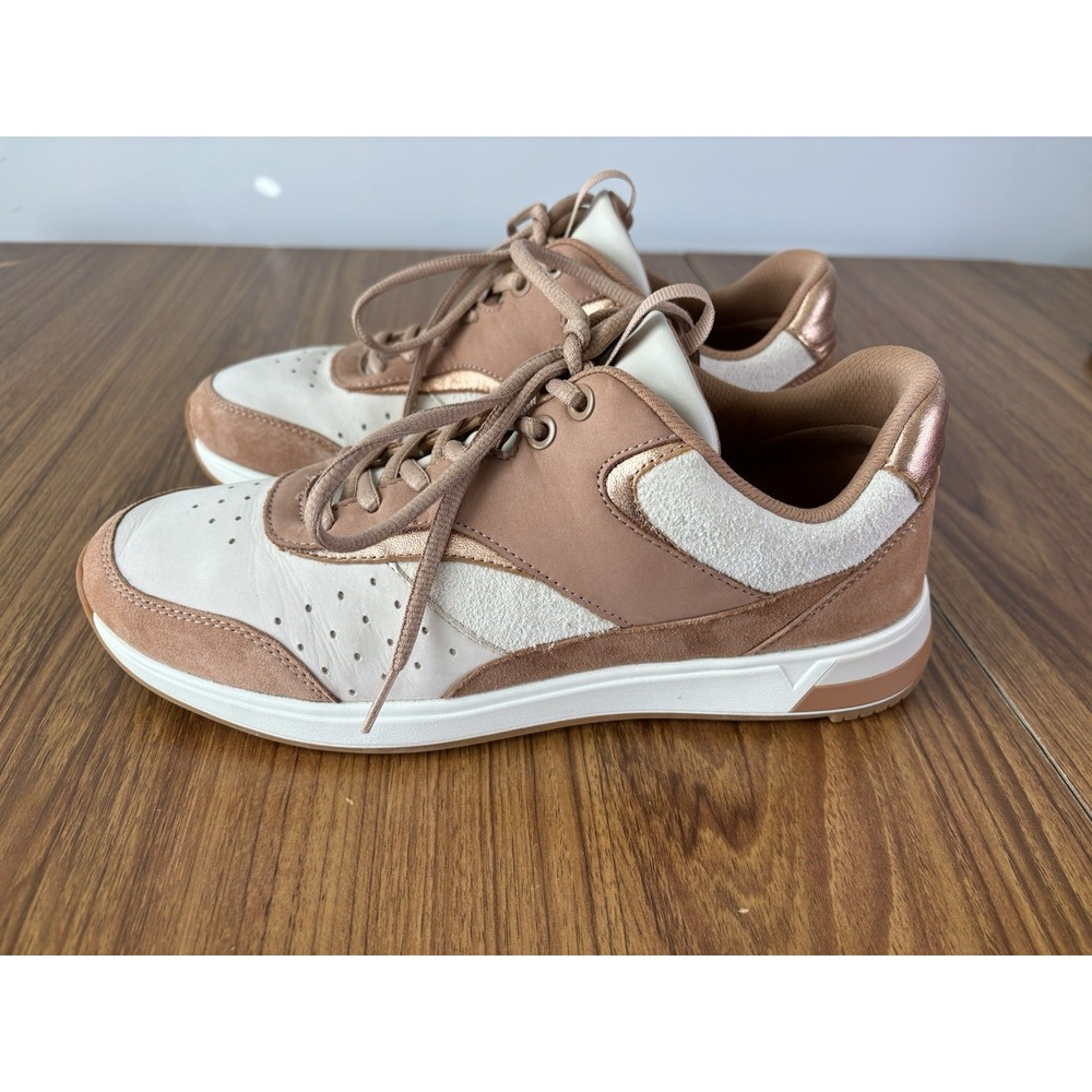 Vionic Nova Women's Athletic Sneaker Macaroon Brown SIZE 10 NO INSERTS